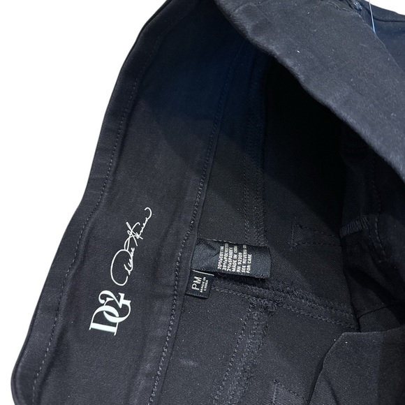 DG2 by Diane Gilman Black Jeggings - Picture 4 of 5